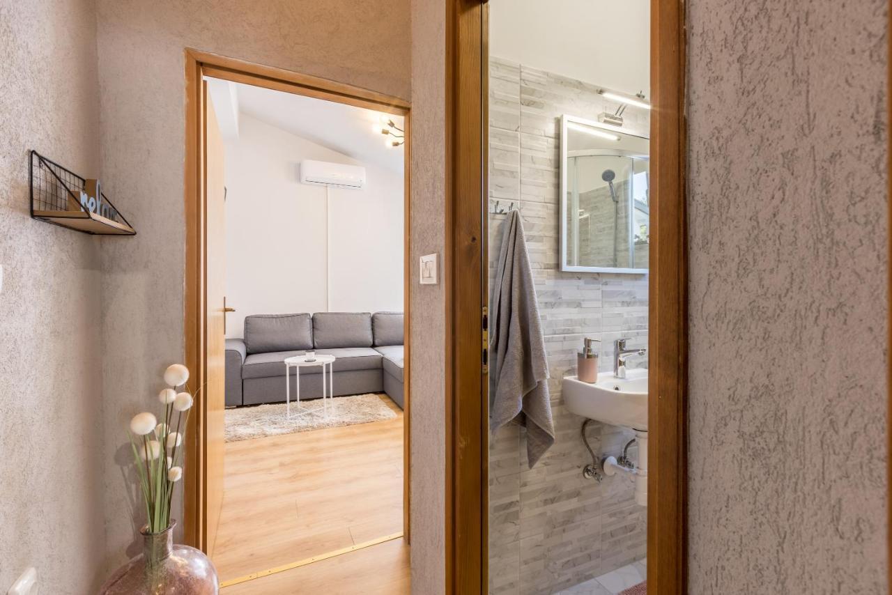 Apartment Lamaro Kaštela 外观 照片